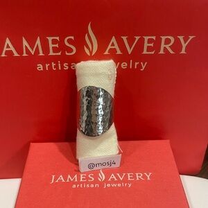 Retired James Avery Hammered Cigar Ring